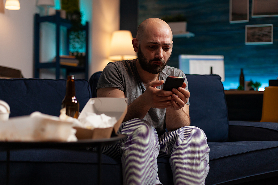 Stop Feeling Anxious in the Age of Smartphones Using Hypnosis